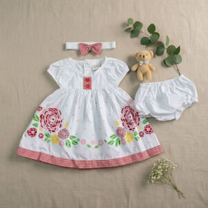 New Baby Girl Dress Set with matching headband underwear size 0 to 3 months